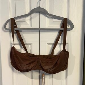 SKIMS No-Show Balconette Bra (Jasper)